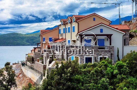 Новый город на Луштице, "Lustica Bay" - фото