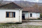 Продается большой земельный участок с домом в Даниловграде