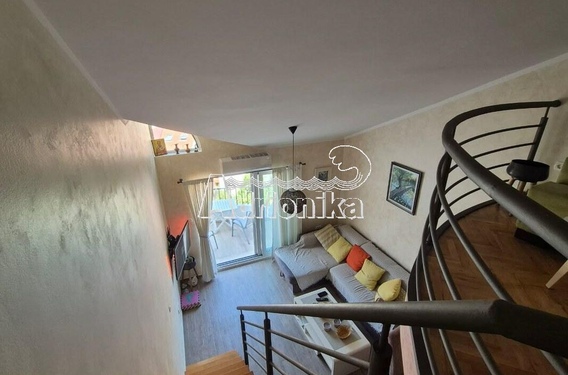 Дуплекс с видом на море, в нескольких минутах от Старого города &mdash; Будва - фото