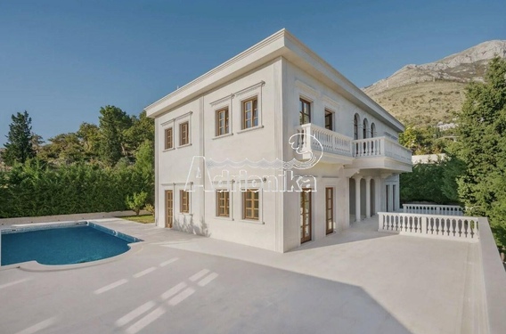 Вилла с бассейном, Скочидевойка, Будва - фото