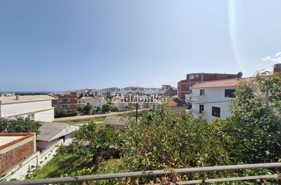 Светлый дом с большим участком, Шушань, Бар - фото