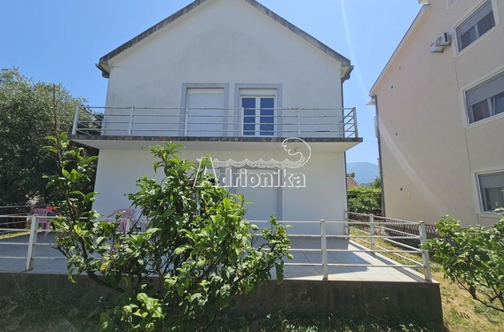 Семейный дом недалеко от города, Илино, Шушань - фото