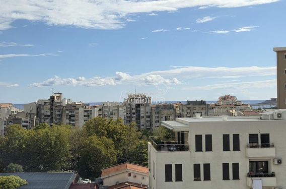 Пентхаус с двумя спальнями, центр города Бар - фото