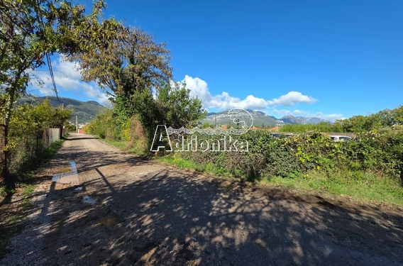 Большой урбанизированный участок для промышленного строительства, Поле, Бар - фото