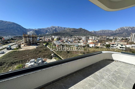 Новая квартира в строящемся доме, Бар - фото