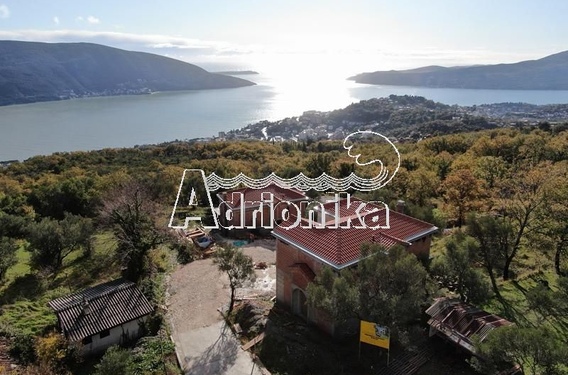 Комплекс на продажу в Требешин - фото