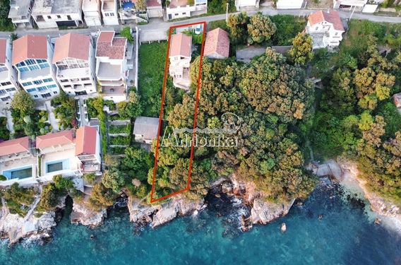 Дом на первой линии моря Видиковац, Хладна Увала, Бар - фото