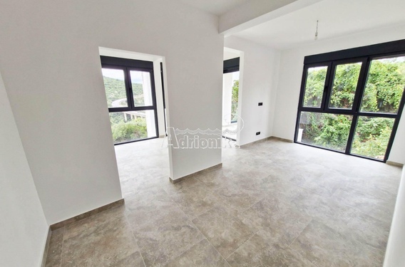 Однокомнатная квартира 53 м? с парковкой и кладовой &mdash; без налога на покупку! - фото