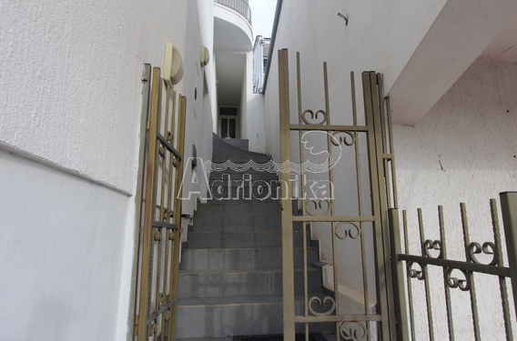 Дом в Баре - фото