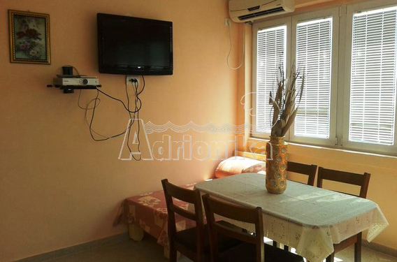 Домик в Сутоморе - фото