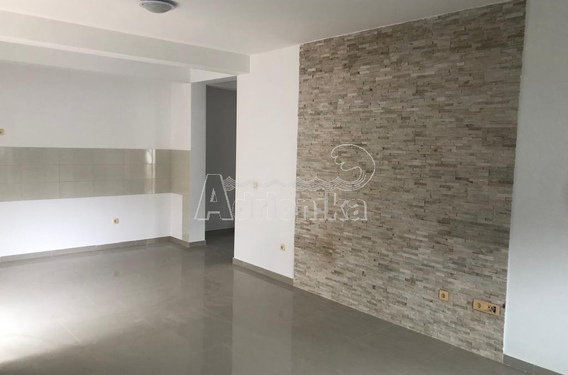 Квартиры в комплексе в Доброте - фото