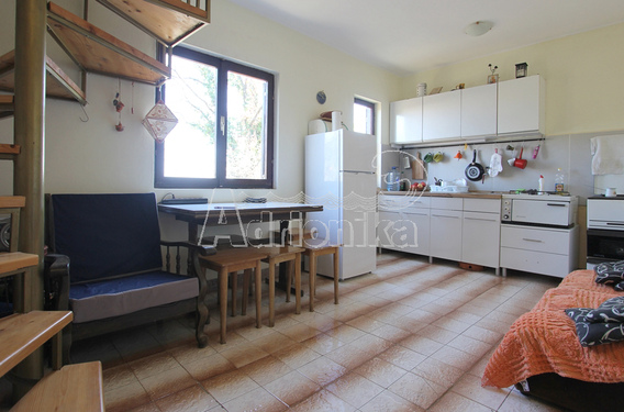 Просторный дом в Добре Воде - фото