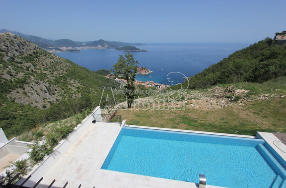 Трехкомнатная квартира с панорамным видом на Свети Стефан - фото