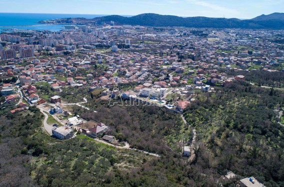 Продается участок 1600м2 в Баре - фото