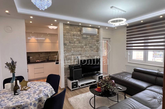 LUX квартира в Жабляке в новостройке - фото