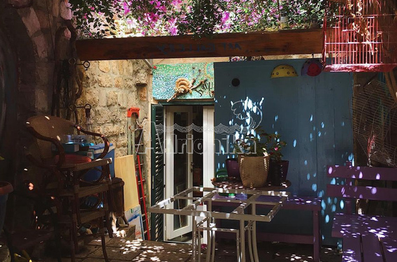 Продажа коммерческого помещения в Старом городе Будвы - фото