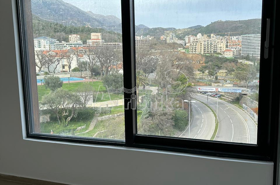 На продажу квартиры в комплексе в Рафаиловичи - фото