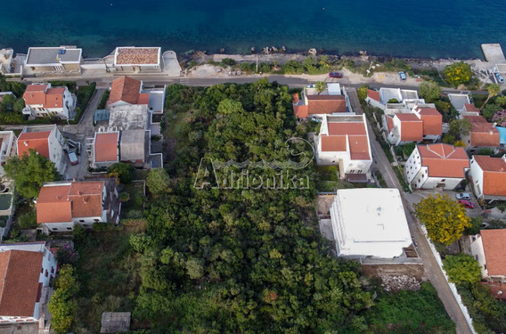 Большой участок на первой линии моря, Крашичи - фото