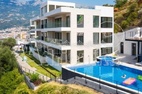 Роскошные апартаменты с видом на море для новой концепции жизни и отдыха, Будва