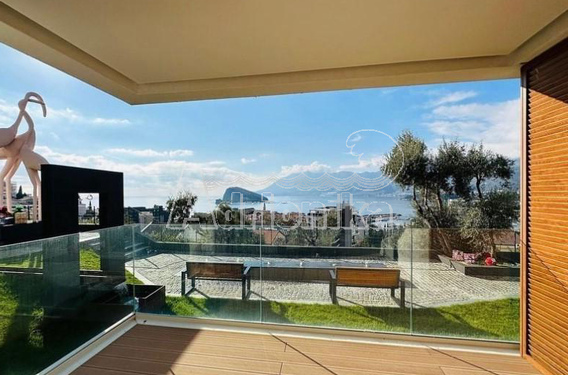 Роскошные апартаменты с видом на море для новой концепции жизни и отдыха, Будва - фото