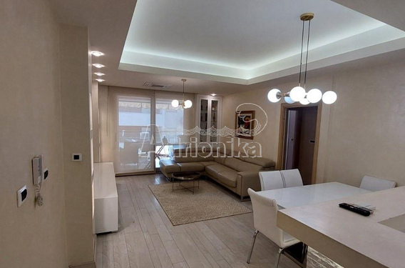 Современная квартира в Будве, две спальни - фото