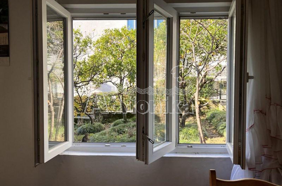 Квартира с садом в отличном месте города, 100 м от моря, Топла, Херцег Нови - фото