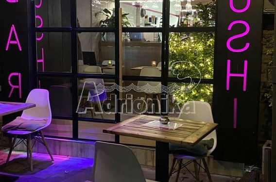 Ресторан в привлекательном месте на берегу моря, Топла, Херцег Нови - фото