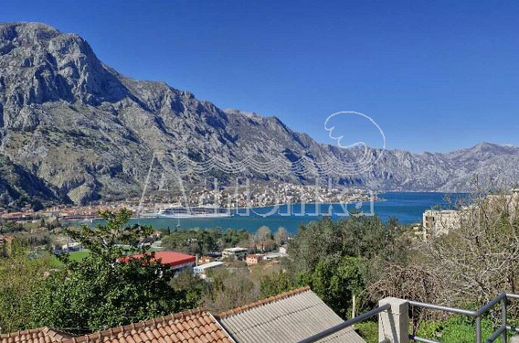 Земельный участок с великолепным видом на море, Котор - фото