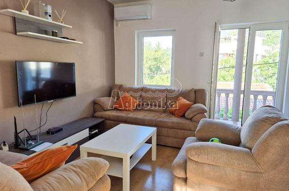 Семейный дом с двумя квартирами и летней кухней – Сутоморе, рядом с морем - фото