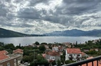 Компактная трёхкомнатная квартира в Дженовичах с панорамным видом на Боко-Которский залив Компактная трёхкомнатная квартира в Дженовичах с панорамным видом на Боко-Которский залив
