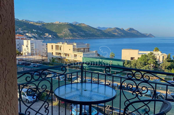 Квартира на продажу в Добра Вода &mdash; 200 м от моря - фото