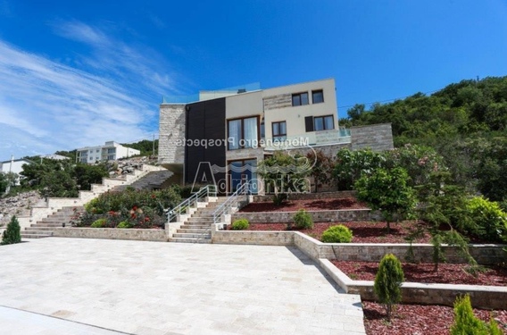 Эксклюзивная вилла в Крашичи, рядом с местечком Какрц - фото