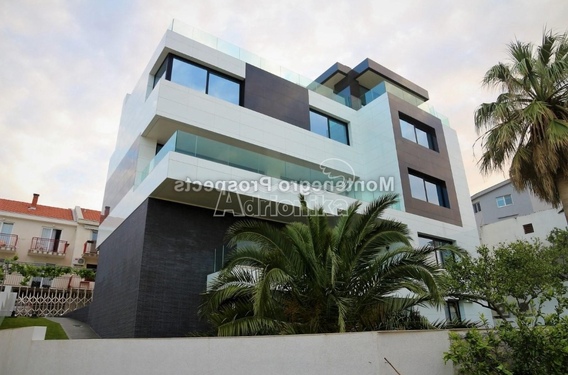 Стильная Вилла класса Lux в Бечичи - фото