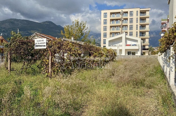 Участок в Баре в черте города - фото