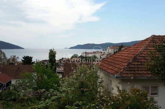 Участок в Херцег Нови - фото