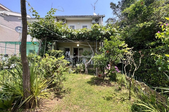 Красивый дом в поселке Дженовичи в 100м от моря - фото