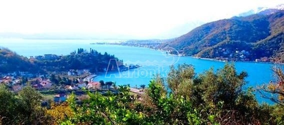 Урбанизированный участок рядом с морем, Каменари - фото