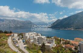 Четырехкомнатный пентхаус с панорамным видом на залив, Доброта, Котор