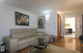 Вилла с видом на море в Кримовице