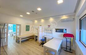 Коммерческое помещение в Подгорице, рядом со зданием правительства