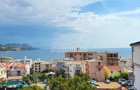 Трехкомнатная квартира рядом с морем в Добра Вода, Бар