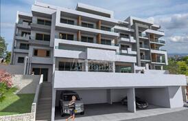 Большой участок с домом в 900м от пляжа в Баре