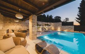 Совершенно новая роскошная вилла с бассейном недалеко от Будвы