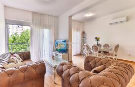 Роскошная трехкомнатная квартира с видом на море