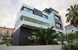 Стильная Вилла класса Lux в Бечичи