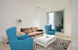 На продажу квартира в комплексе с бассейном