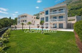 Две виллы класса люкс, Режевичи