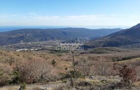 Земельный участок в тихой деревне Мирац