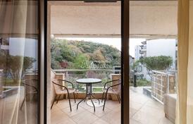 Квартира в комплексе с бассейном