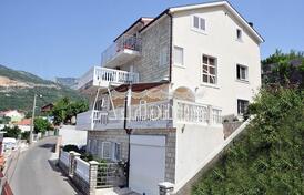 Просторный дом с отличным видом на море, Херцег Нови